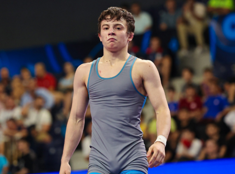 Борьба греко-римская - Владивосток U17 - фото1