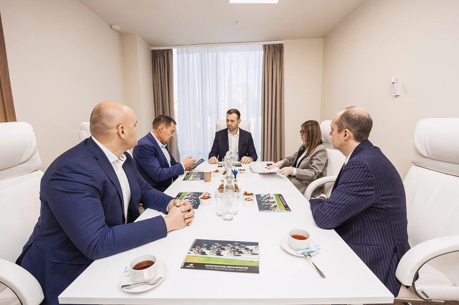 Форум Россия спортивная держава - Уфа 2024 - встреча с Екимовым - фото1