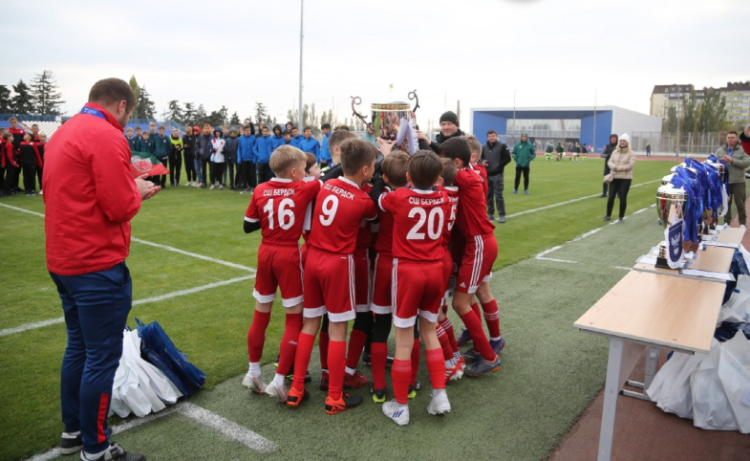 Футбол - Кожаный мяч Волгоград - фото1