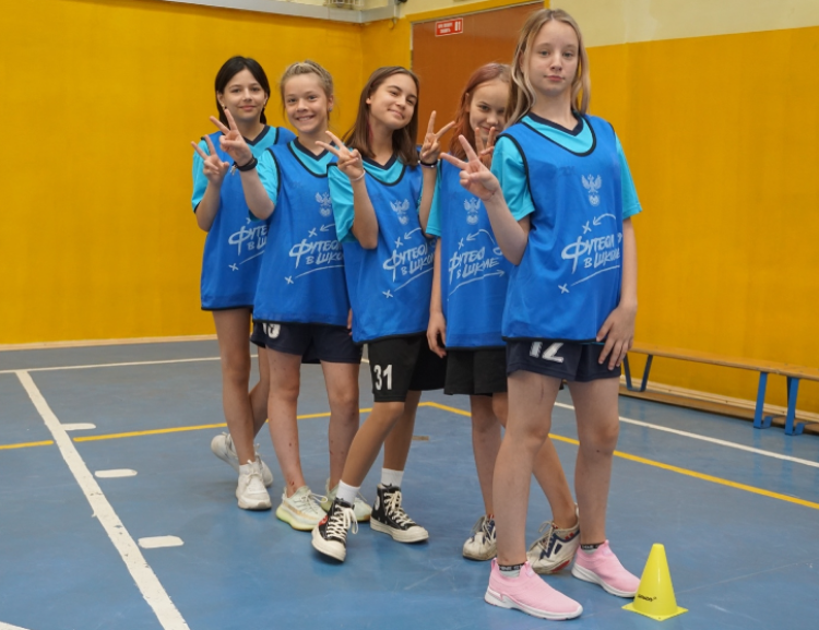 Футбол в школе - уроки от звезд - фото13