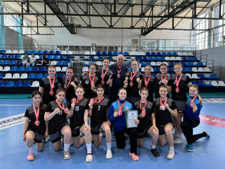 Гандбол - Астрахань 2024 - девушки U15 - фото3