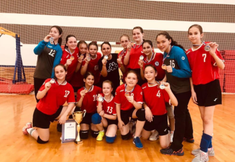 Призеры Всероссийских соревнований по гандболу в Майкопе