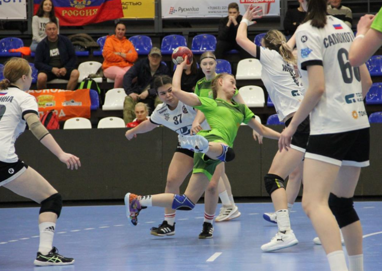 Гандбол - Ростов-на-Дону - девушки до 18 лет - фото2