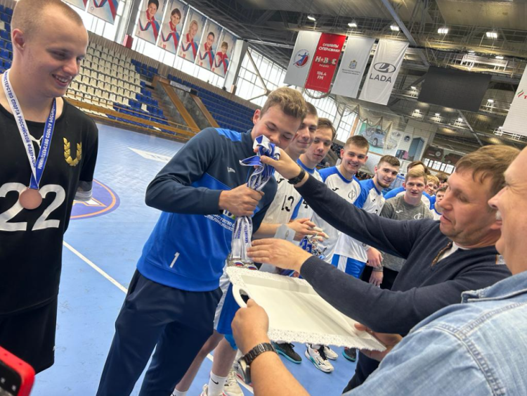 Гандбол - Тольятти студенты до 25 лет - фото2