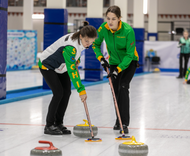 Керлинг - Сириус девушки до 19 лет - анонс-фото1