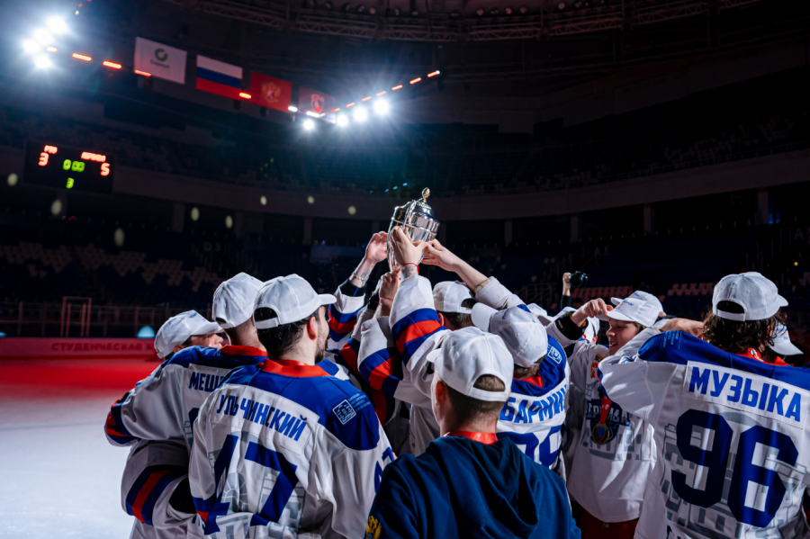 Хоккей - финиш сезона СХЛ - фото1