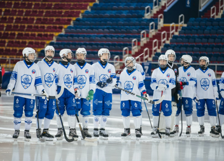 Хоккей с мячом - Хабаровск юниоры 2005-2006 гр - фото2