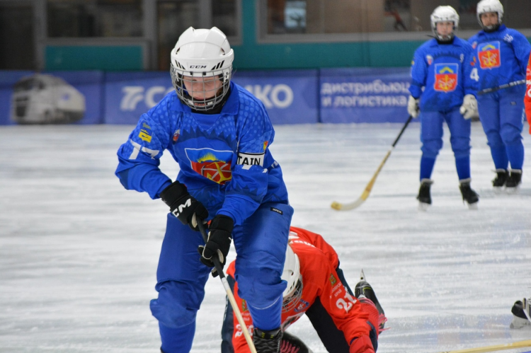 Хоккей с мячом - Красноярск 2023 - девушки 16-17 лет - фото4