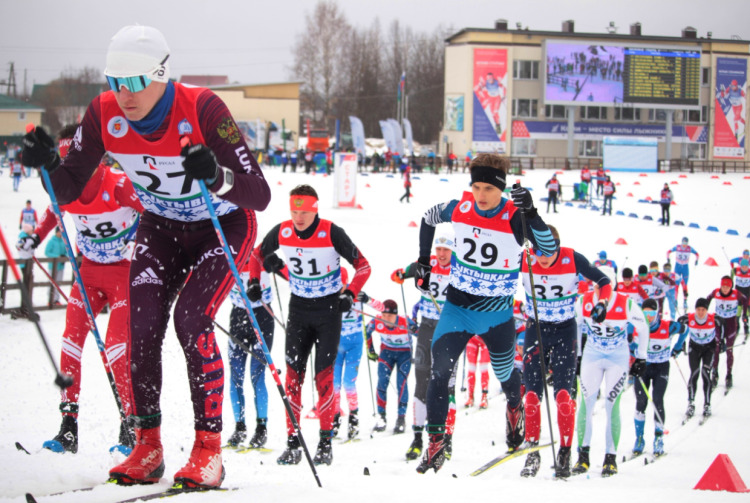 Лыжи - Сыктывкар 15-16 лет - фото-заставка1
