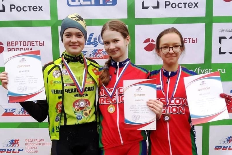 Велоспорт - маунтинбайк гонка в гору - Архипо-Осиповка - фото1