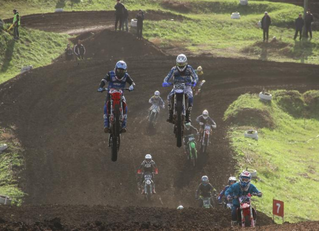 Мотоспорт - мотокросс - фото1