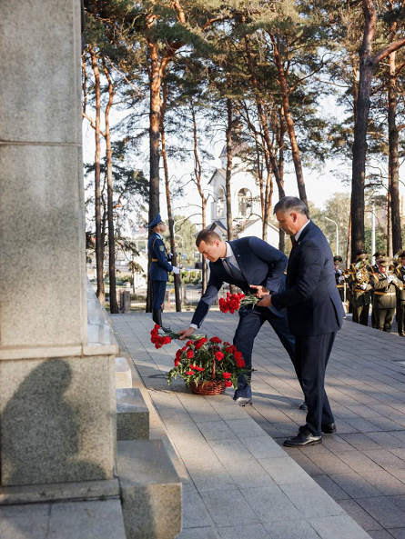 Новости министра - встречи в Минске с руководителями спорта Белоруссии и возложение цветов - фото12