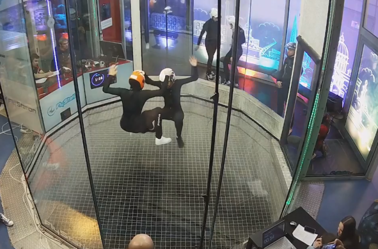 Парашютный спорт - Капитолово аэротруба 12-18 лет - фото1