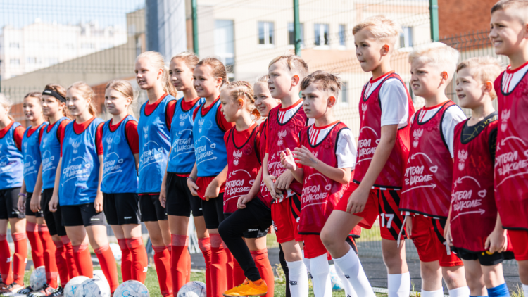 Проект Футбол в школе - первые уроки - 1 сентября 2023 - фото1