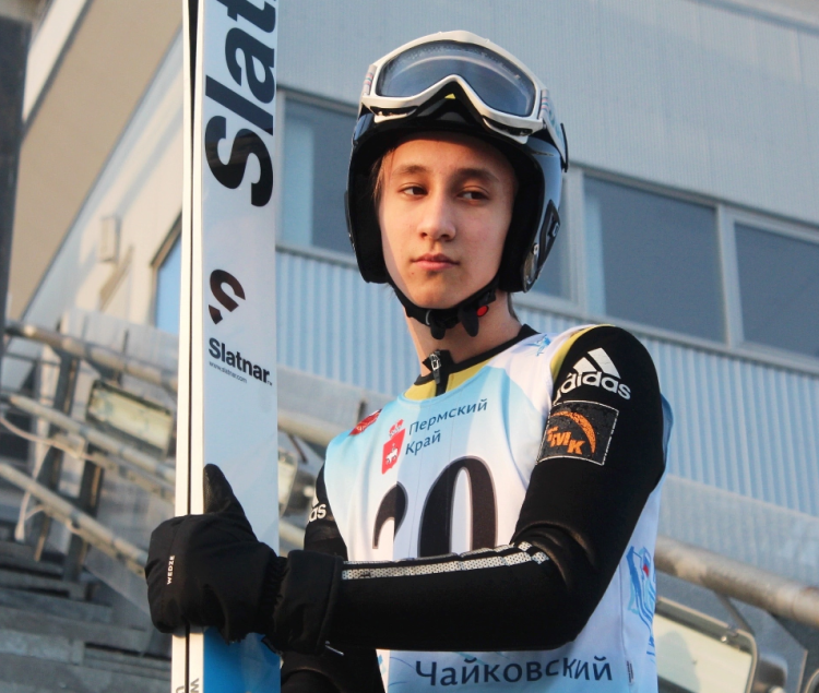 Прыжки с трамплина - Чайковский 15-17 лет - фото-заставка1