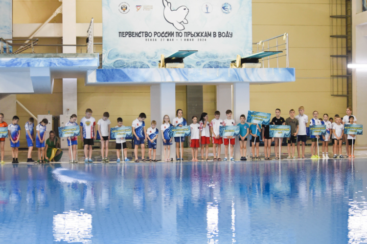 Прыжки в воду - Пенза 12-13 лет 10-11 лет 8-9 лет - фото1