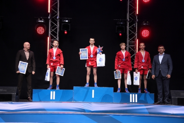 Самбо - Кемерово 14-16 лет - юноши фото1