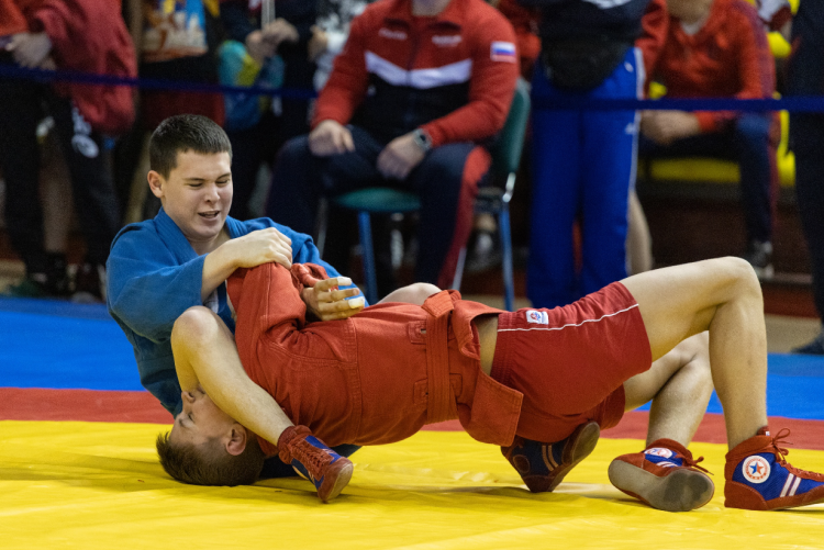 Самбо - Саратов памяти Ахмерова - юноши 14-16 лет - анонс-фото3