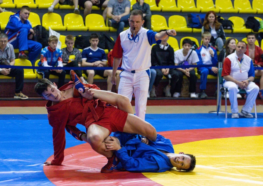 Самбо - Саратов памяти Ахмерова - юноши 14-16 лет - фото2