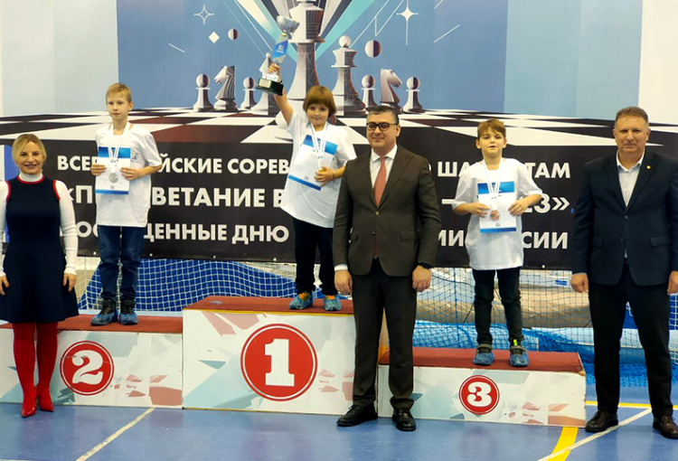 Шахматы - Евпатория - Процветание в единстве - фото9