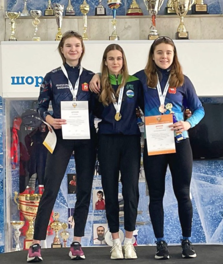 Шорт-трек - Новоуральск 18-19 лет - фото1