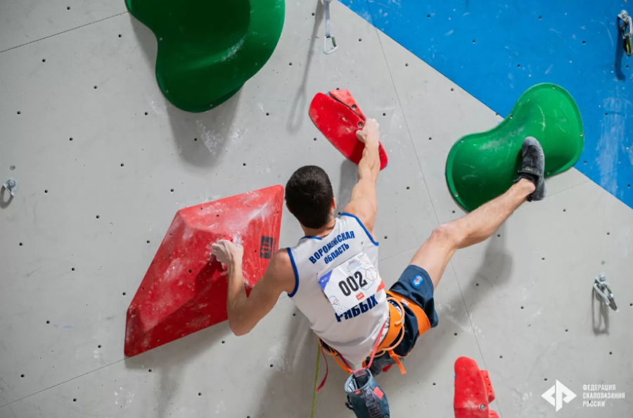 Скалолазание - Ебург 10-19 лет - фото1