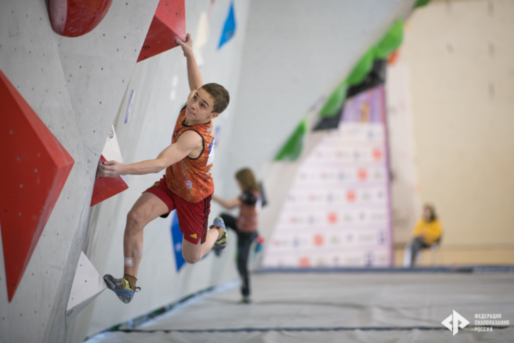 Скалолазание - Красноярск 10-13 лет - боулдеринг - фото11