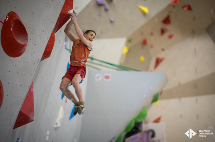 Скалолазание - Красноярск 10-13 лет - боулдеринг - фото12