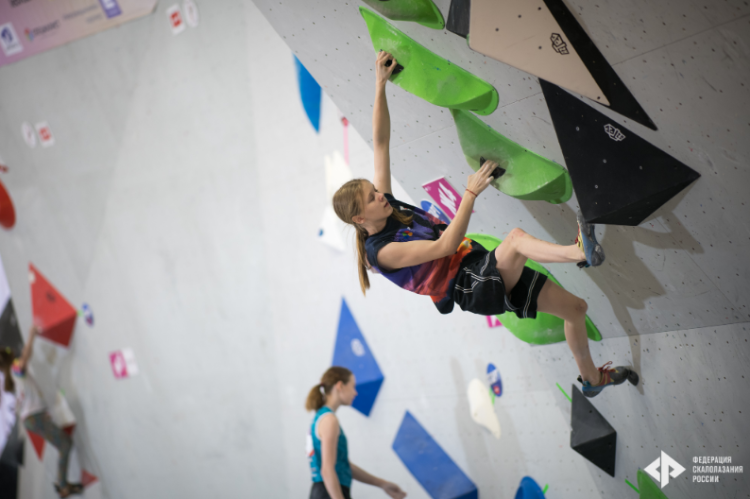 Скалолазание - Красноярск 10-13 лет - боулдеринг - фото2