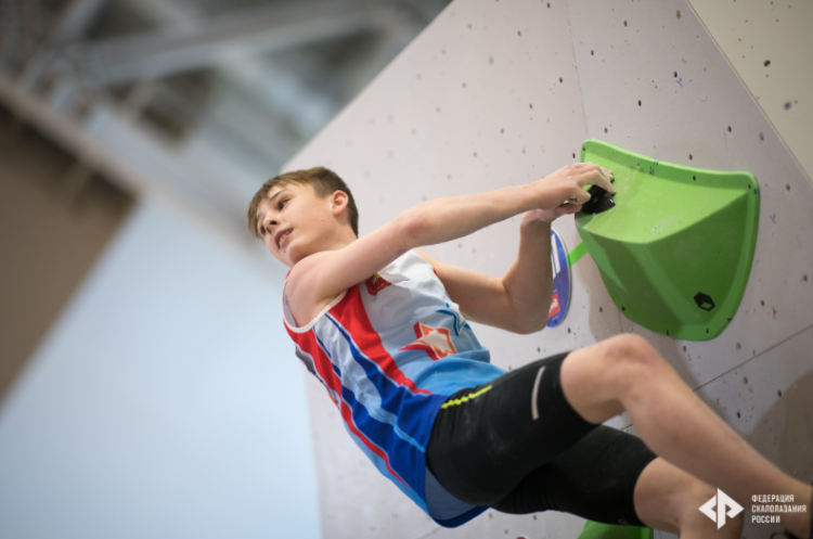 Скалолазание - Красноярск 10-13 лет - боулдеринг - фото7