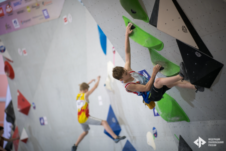 Скалолазание - Красноярск 10-13 лет - боулдеринг - фото8