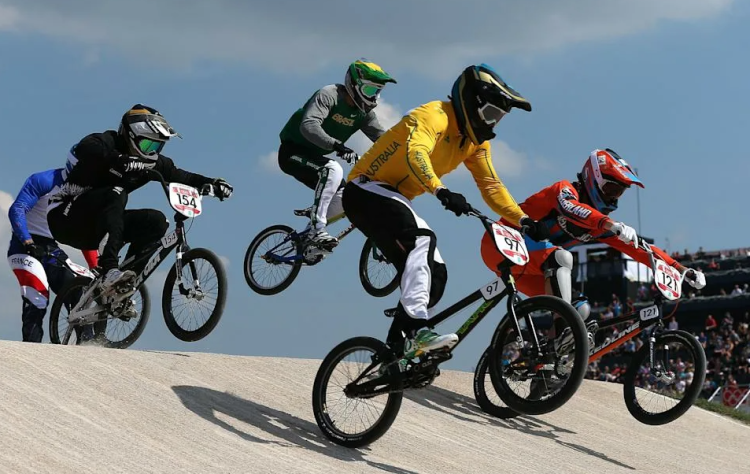 Велоспорт ВМХ - гонка-классик - фото1