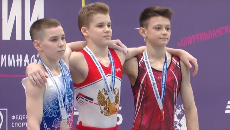 Спортивная гимнастика - Уфа юниоры 14-15 16-17 лет юниорки 13 14-15 лет - фото3