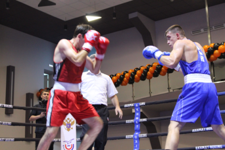 Студенческая лига бокса - турнир в Грозном в честь 77-летия Победы - фото2