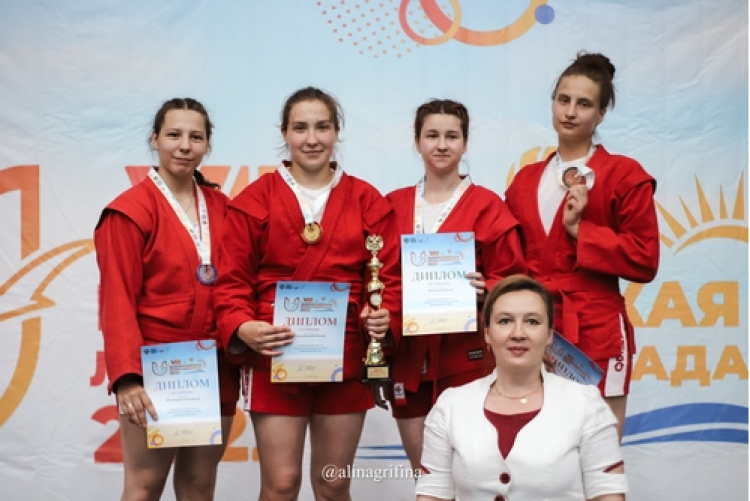 Универсиада - самбо Грозный - юниорки фото3