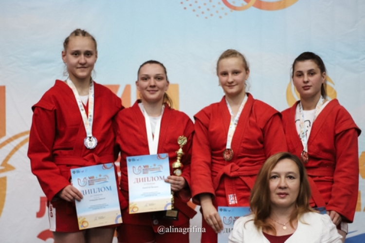 Универсиада - самбо Грозный - юниорки фото6