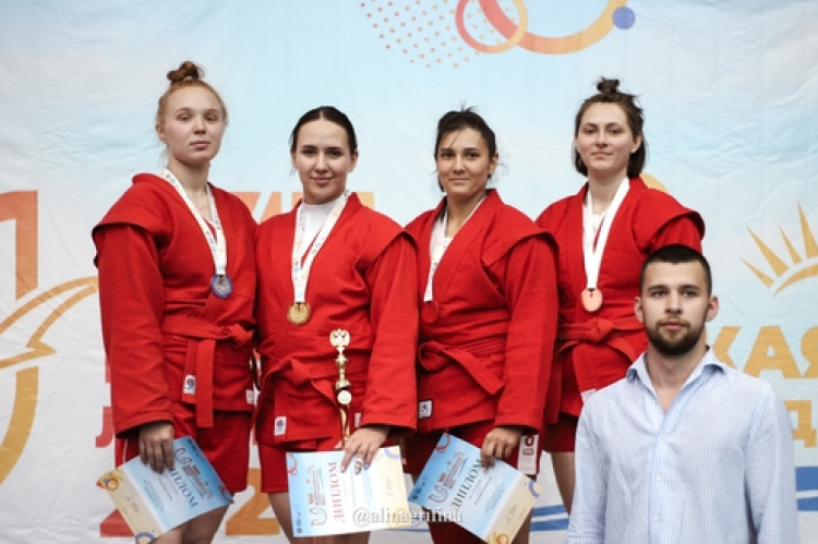 Универсиада - самбо Грозный - юниорки фото7