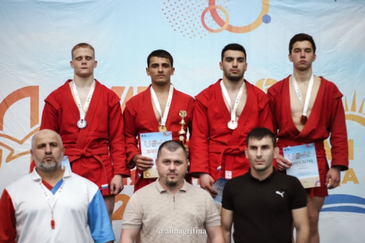 Универсиада - самбо Грозный - юниоры фото3