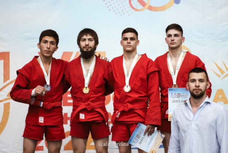 Универсиада - самбо Грозный - юниоры фото5