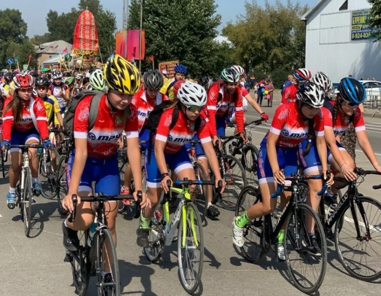 Велоспорт - шоссе групповые Майкоп - юниорки - фото2