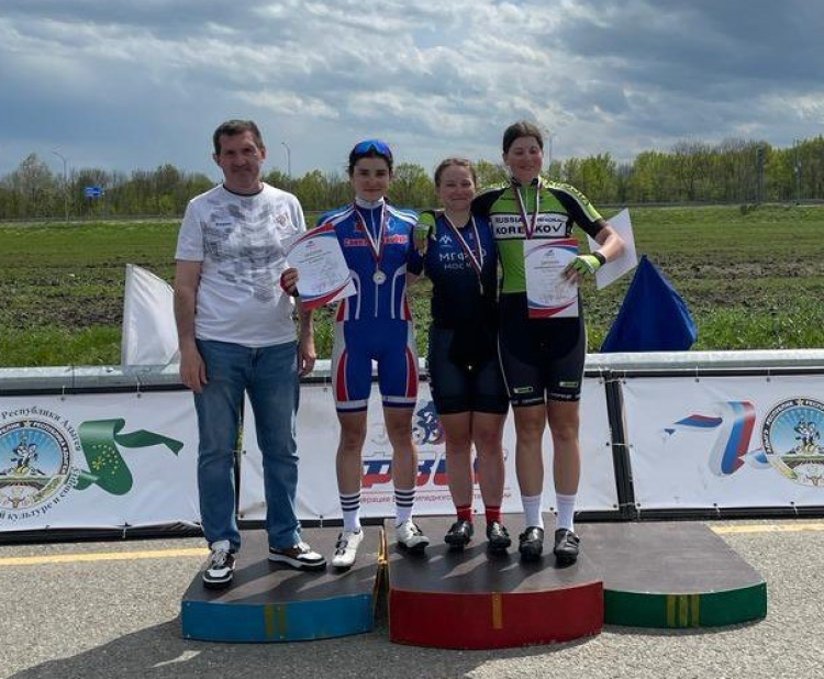 Велоспорт - шоссе Майкоп 15-16 лет 17-18 лет - фото2