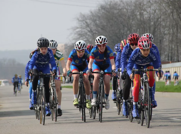 Велоспорт - шоссе Майкоп 15-16 лет 17-18 лет - фото4