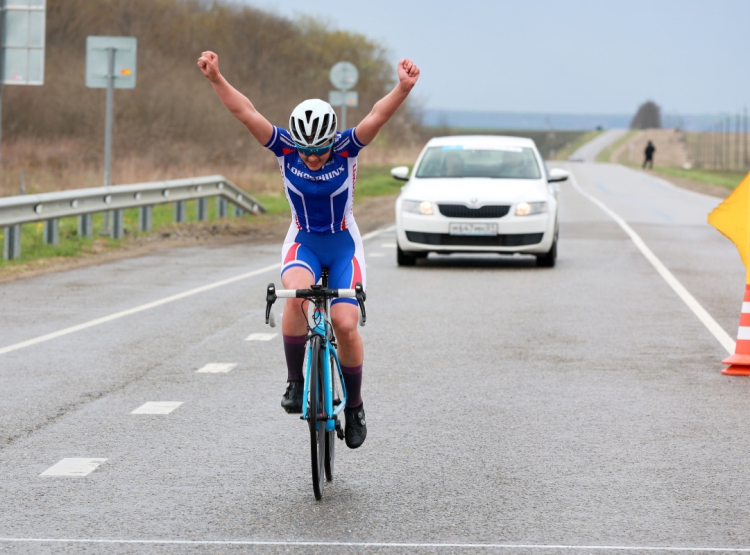 Велоспорт - шоссе Майкоп многодневка - девушки 15-16 лет - фото1