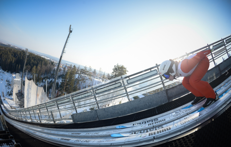 ​​​​​​​Петербуржцы доминировали и на трамплине, и на лыжной трассе33