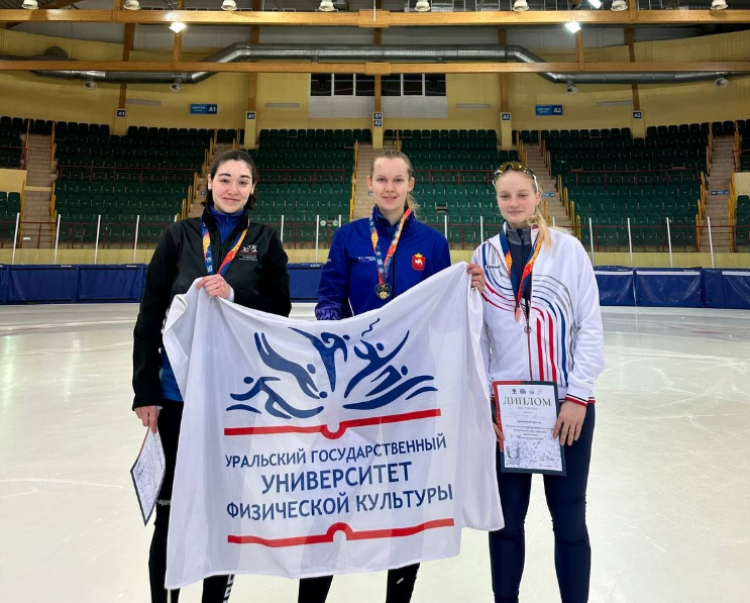 Зимняя Универсиада 2024 - шорт-трек - фото1